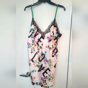 Victoria Secret lingerie Sz L